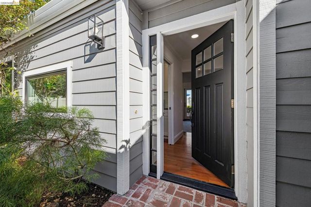 1912 Ascot Dr, Moraga, CA 94556