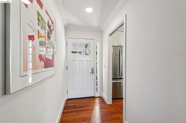 1912 Ascot Dr, Moraga, CA 94556