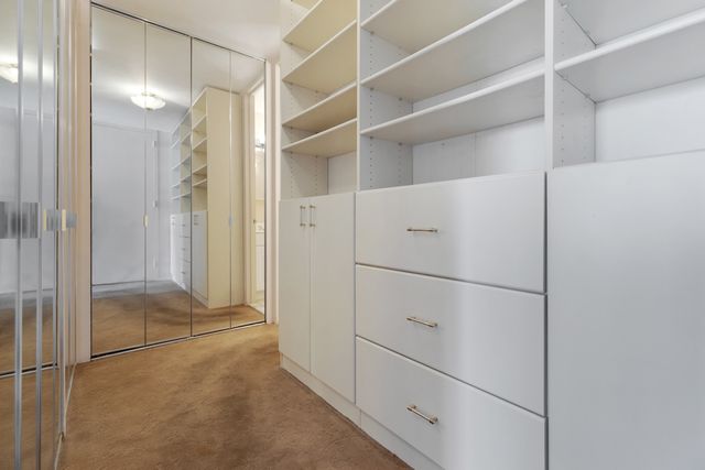 1440 N Lake Shore Drive 21H, Chicago, IL 60610