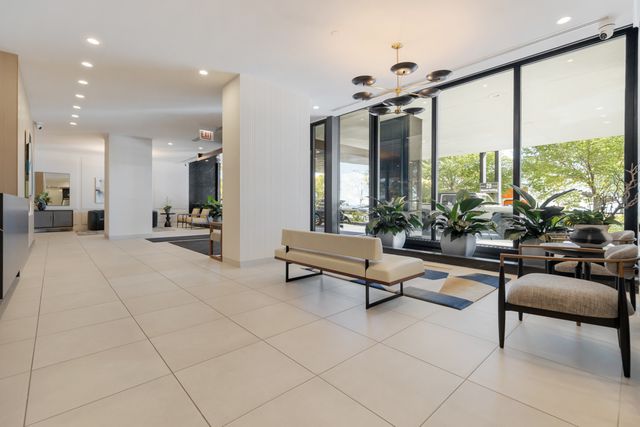 1440 N Lake Shore Drive 21H, Chicago, IL 60610