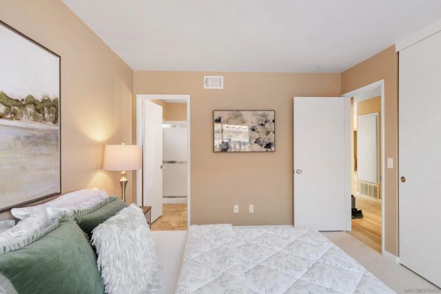 7427 Kamwood St, San Diego, CA 92126