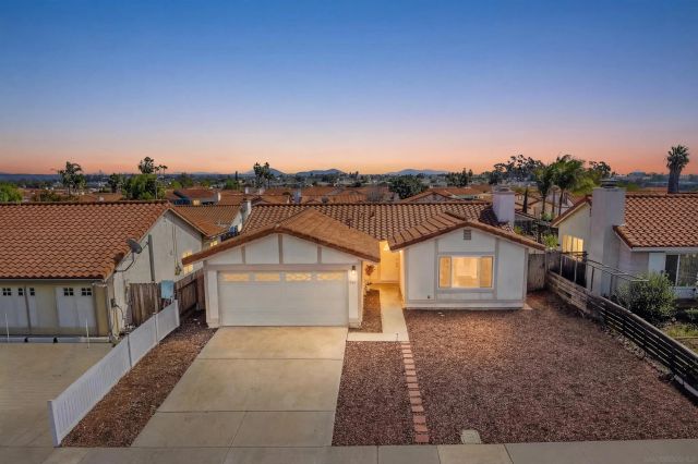 7427 Kamwood St, San Diego, CA 92126