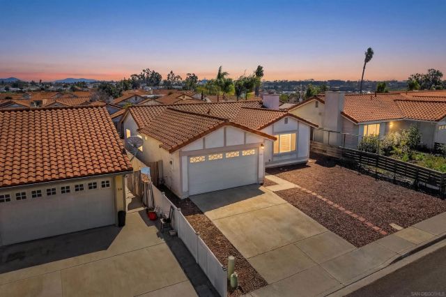 7427 Kamwood St, San Diego, CA 92126