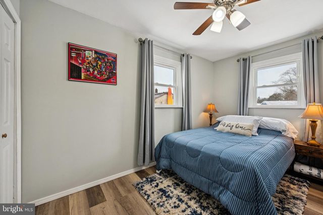 955 EASTER RD, Burlington, NJ 08016