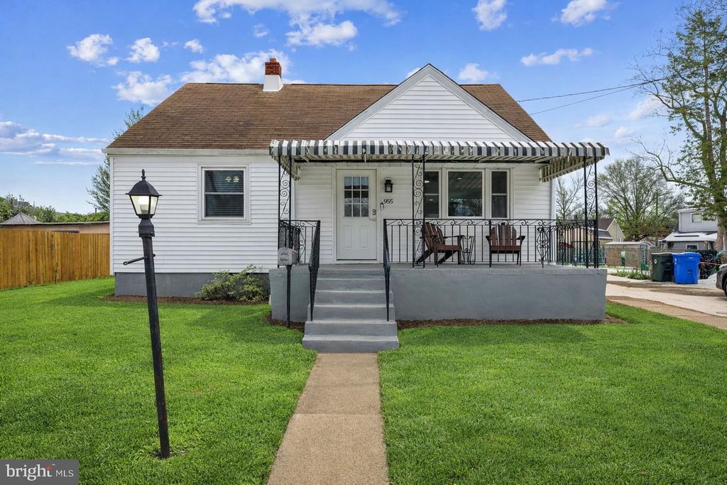 955 EASTER RD, Burlington, NJ 08016