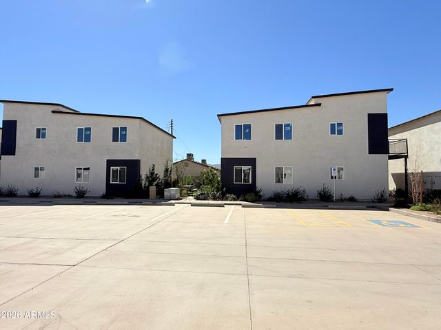 4037 S 12th Street 110, Phoenix, AZ 85040