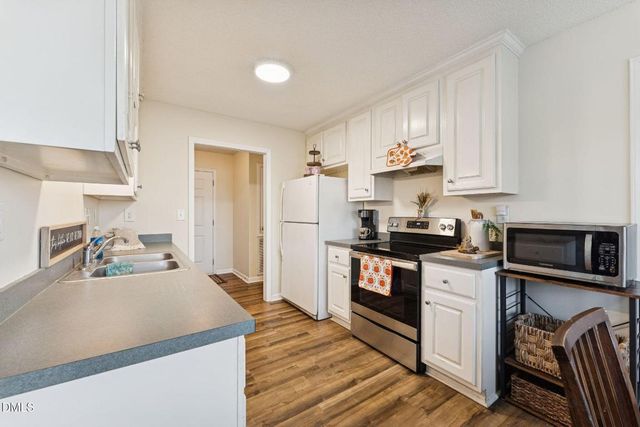 50 Trail Ridge Drive, Benson, NC 27504