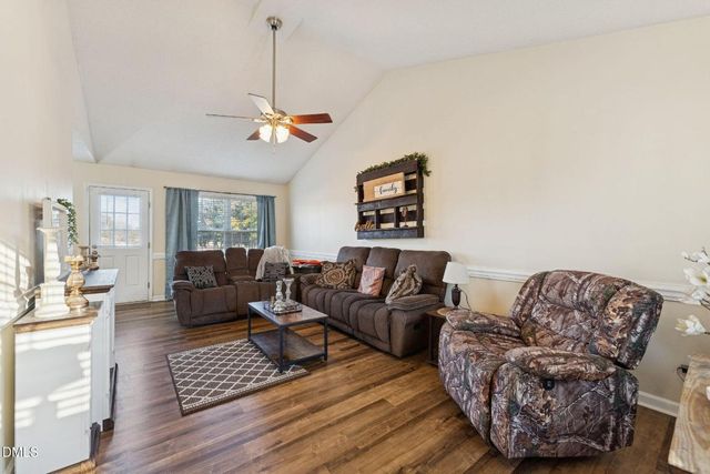 50 Trail Ridge Drive, Benson, NC 27504