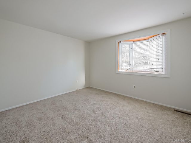 19202 Edward Court, Clinton Charter Township, MI 48038