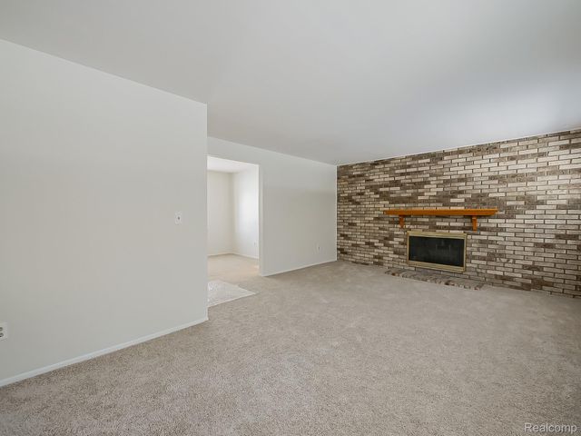 19202 Edward Court, Clinton Charter Township, MI 48038