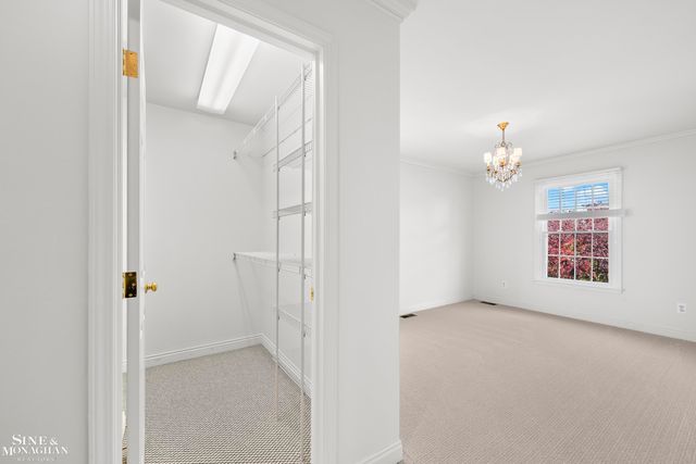 9004 Harbor Place Drive, St Clair Shores, MI 48080