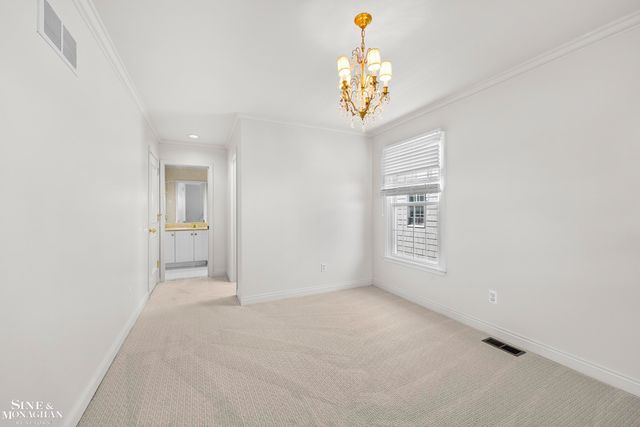 9004 Harbor Place Drive, St Clair Shores, MI 48080