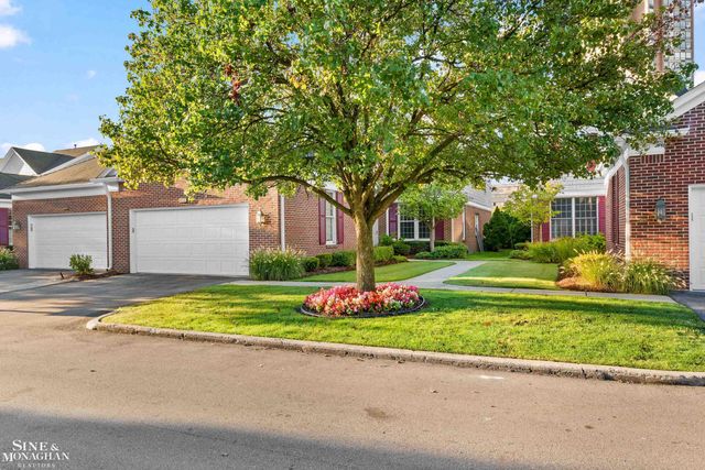 9004 Harbor Place Drive, St Clair Shores, MI 48080