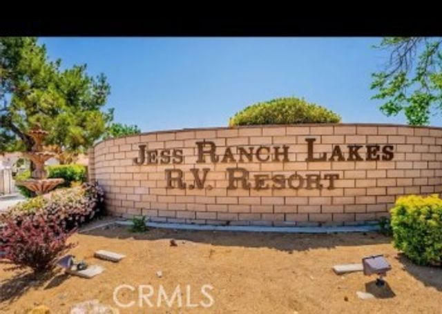19365 Tournament, Apple Valley, CA 92308