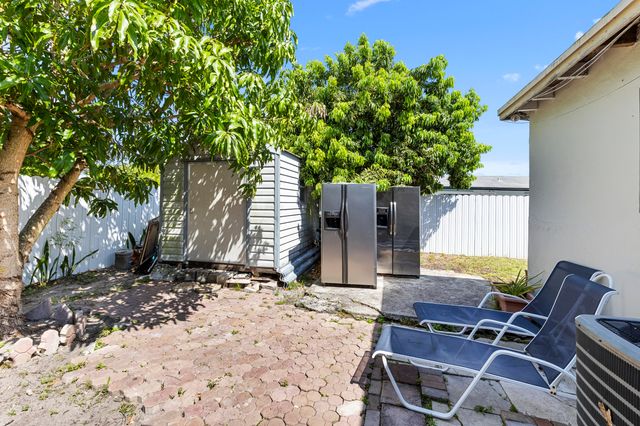 1531 NW 63rd Avenue, Sunrise, FL 33313