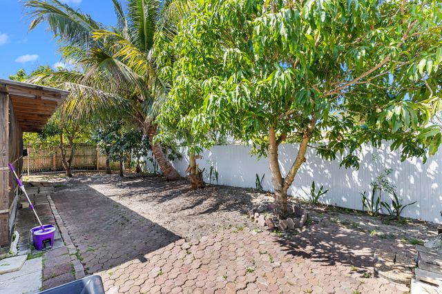 1531 NW 63rd Avenue, Sunrise, FL 33313