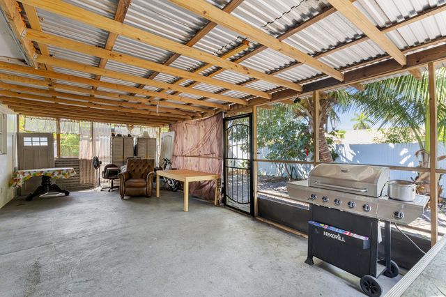 1531 NW 63rd Avenue, Sunrise, FL 33313