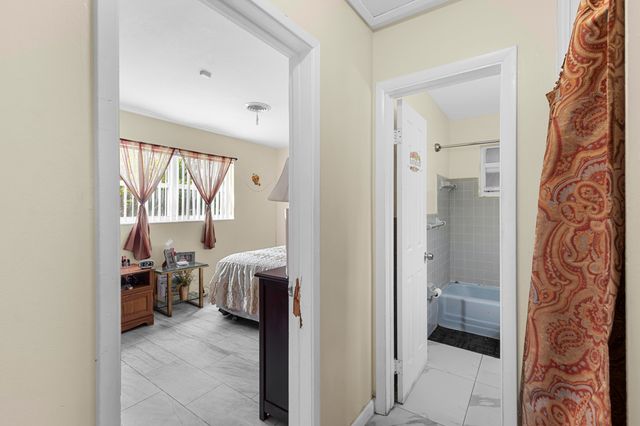 1531 NW 63rd Avenue, Sunrise, FL 33313