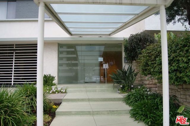 10655 Wilshire Boulevard 305, Los Angeles, CA 90024