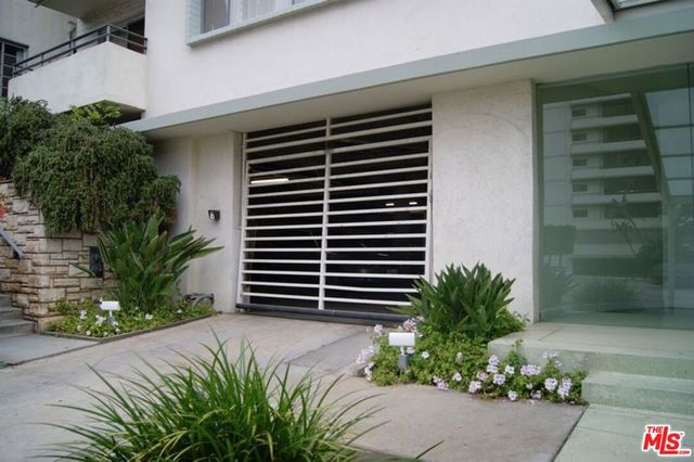 10655 Wilshire Boulevard 305, Los Angeles, CA 90024