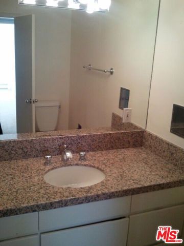 10655 Wilshire Boulevard 305, Los Angeles, CA 90024