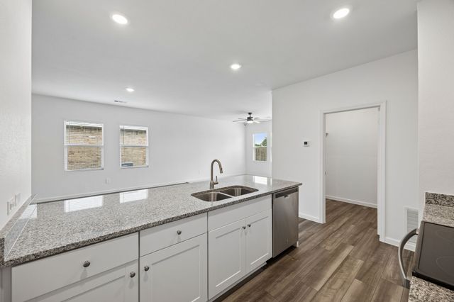 1601 Shadow Hawk, Fort Worth, TX 76052