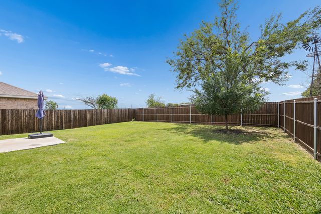 1601 Shadow Hawk, Fort Worth, TX 76052