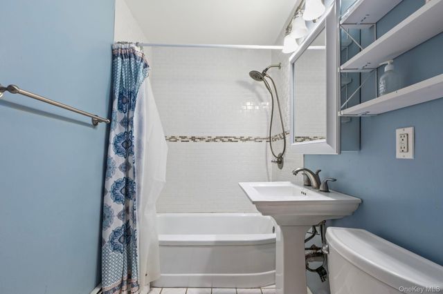 149 Coach Lane, Levittown, NY 11756