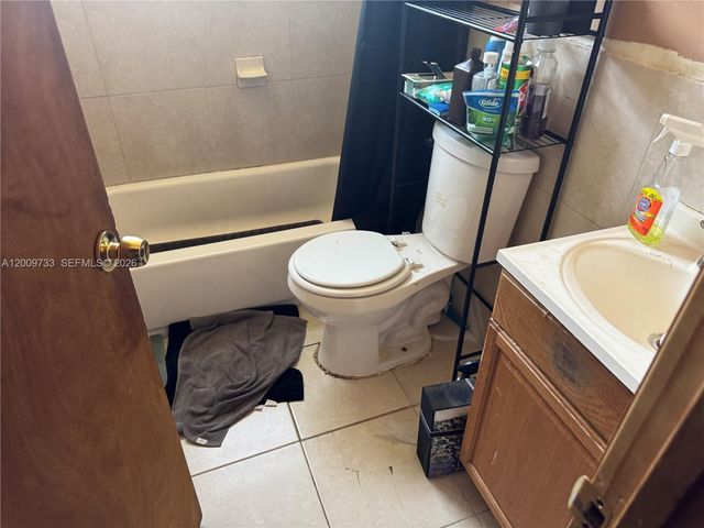 5224 NW 24th Ct, Miami, FL 33142