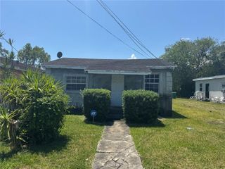 5224 NW 24th Ct, Miami, FL 33142