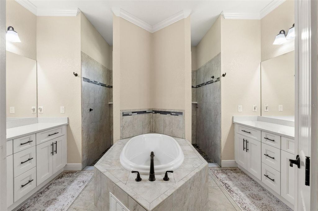 Image 21 of property listing at 2111 MAXIMILIAN AVENUE, Spring Hill, FL 34609