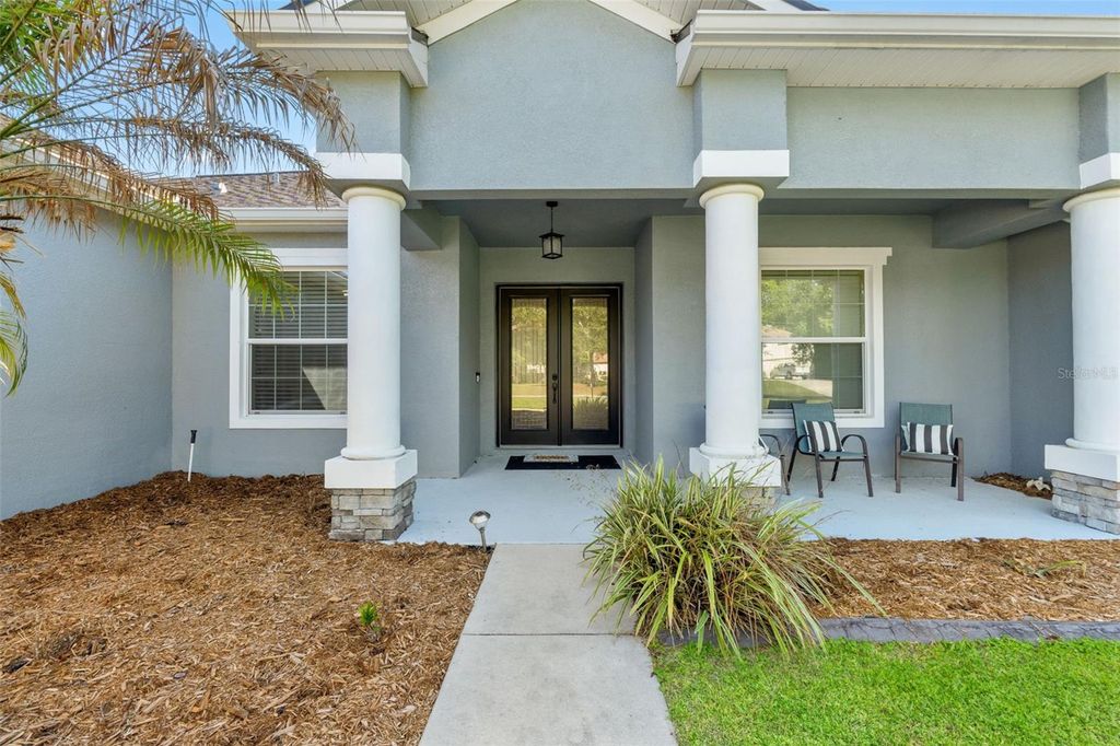 Image 4 of property listing at 2111 MAXIMILIAN AVENUE, Spring Hill, FL 34609