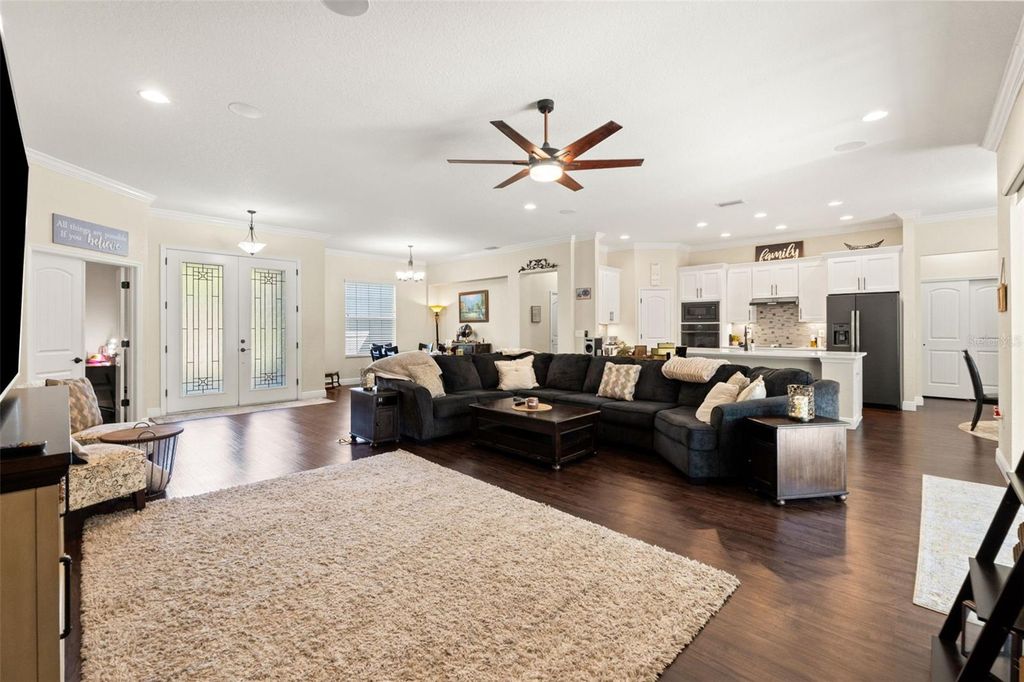 Image 7 of property listing at 2111 MAXIMILIAN AVENUE, Spring Hill, FL 34609