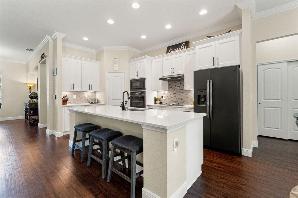 Image 10 of property listing at 2111 MAXIMILIAN AVENUE, Spring Hill, FL 34609