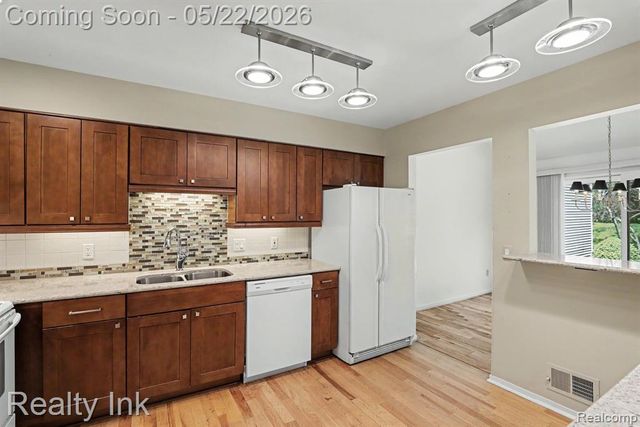 670 Camden Court, Rochester Hills, MI 48307