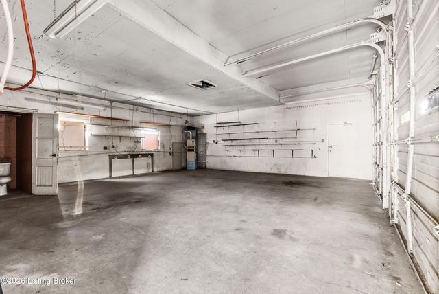 4319 S Brook St, Louisville, KY 40214