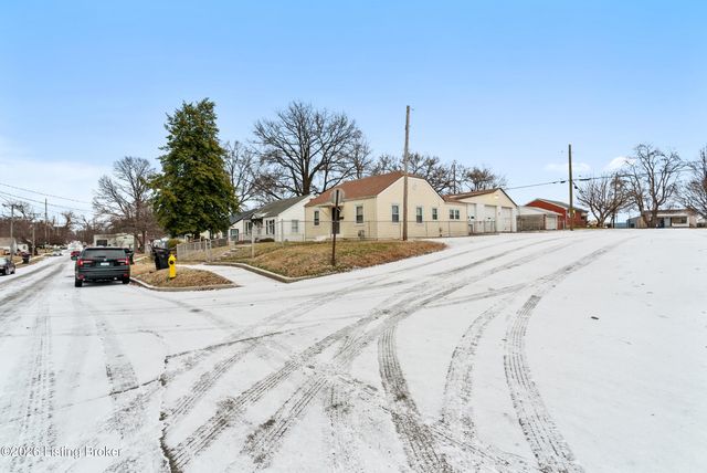 4319 S Brook St, Louisville, KY 40214