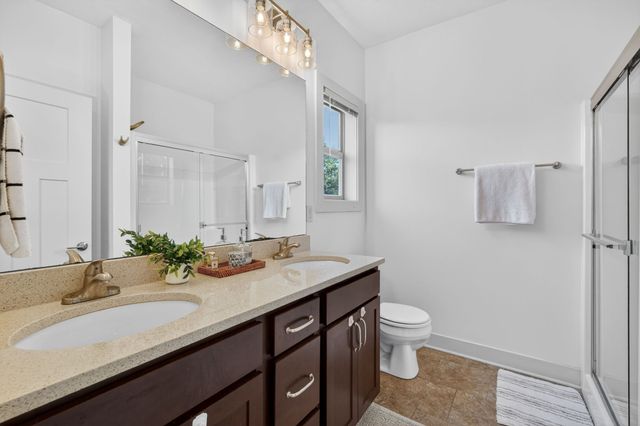 9774 Cedarwood Drive, West Des Moines, IA 50266