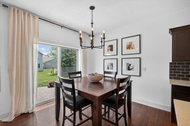 9774 Cedarwood Drive, West Des Moines, IA 50266