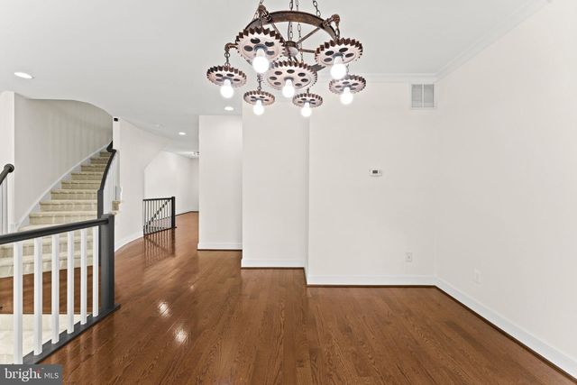46679 JOUBERT TER, Sterling, VA 20165