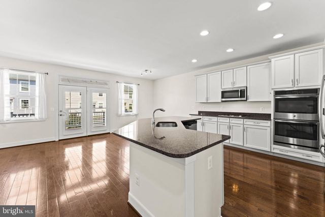46679 JOUBERT TER, Sterling, VA 20165
