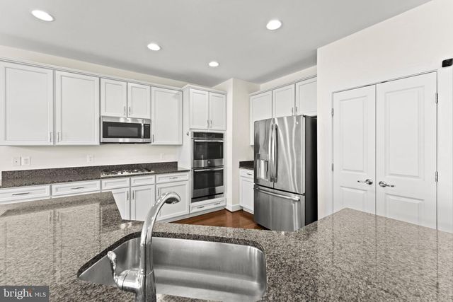46679 JOUBERT TER, Sterling, VA 20165