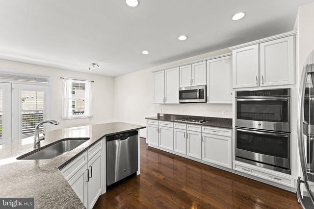46679 JOUBERT TER, Sterling, VA 20165