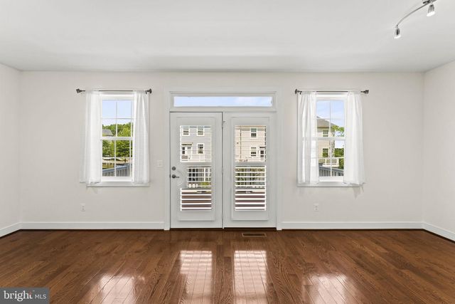 46679 JOUBERT TER, Sterling, VA 20165