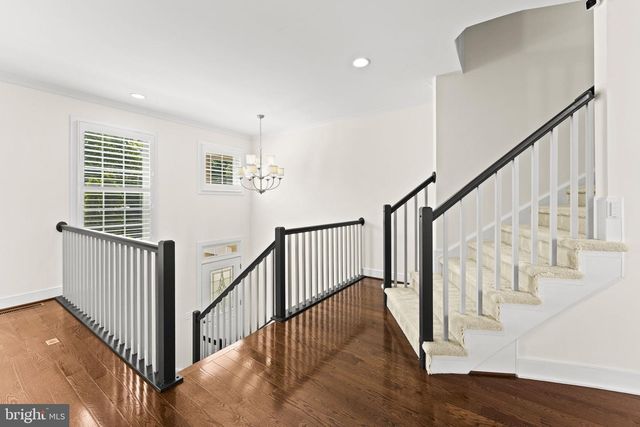46679 JOUBERT TER, Sterling, VA 20165