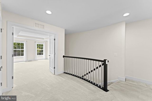 46679 JOUBERT TER, Sterling, VA 20165