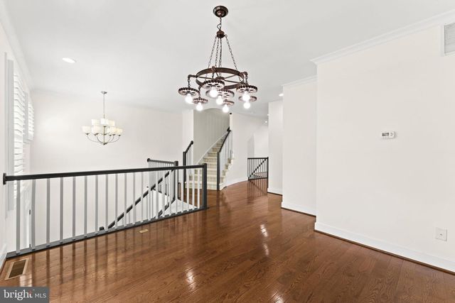 46679 JOUBERT TER, Sterling, VA 20165