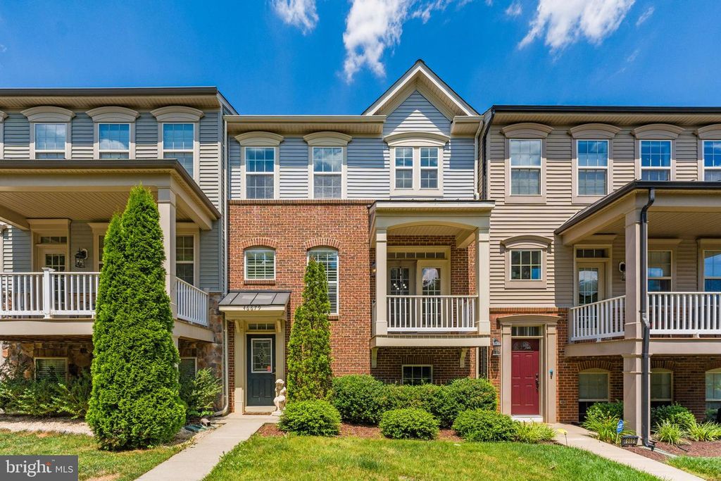 46679 JOUBERT TER, Sterling, VA 20165
