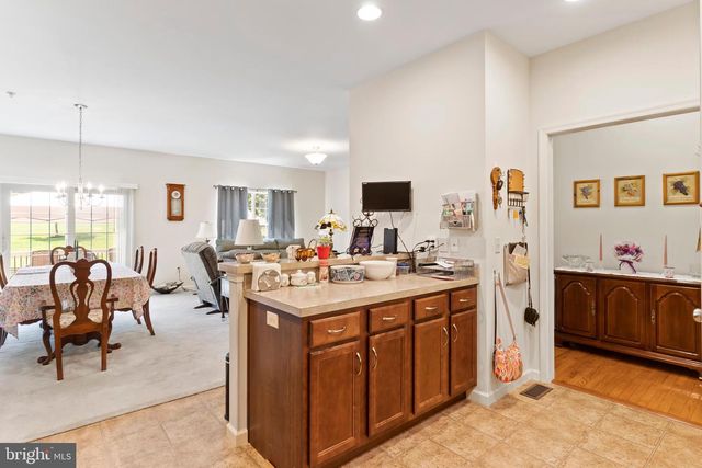 1102 DAY STAR DR, Harrisburg, PA 17111