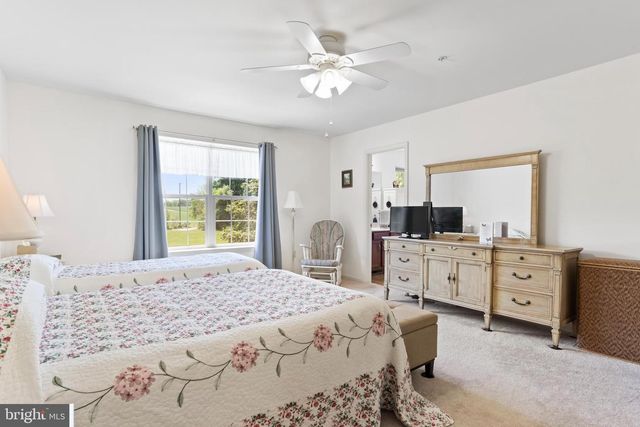 1102 DAY STAR DR, Harrisburg, PA 17111